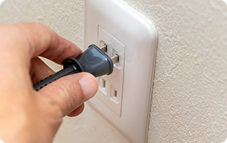 コンセントに挿すだけでWi-Fi開通！